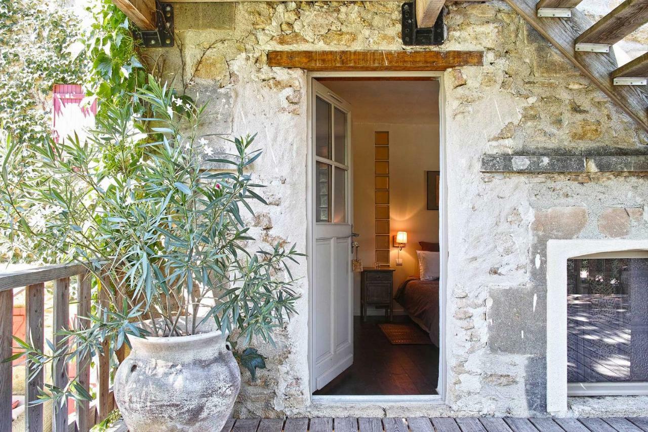 Bed and Breakfast Le Moulin de Picaud à Grans Extérieur photo
